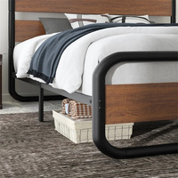 Sortie d'usine dortoir lits à cadre en métal pour chambre à coucher lit de couleur amovible et personnalisable meubles en acier lit en métal pour l'école