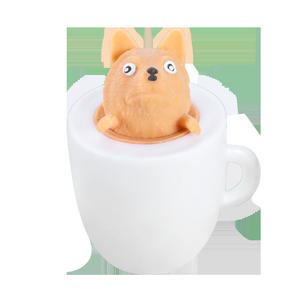 Juguete Creativo Súper Lindo de Plástico con Forma de Perro, Bola Antiestrés con Sonido al Apretar, Juguete Pequeño para Aliviar el Estrés - Product Image 4