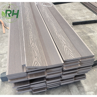 Plancher en PVC expansé antidérapant de 8 mm, terrasse en PVC, plancher en WPC, terrasse solide en PVC ignifuge pour l'extérieur