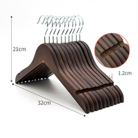 Service personnalisé vente en gros d'un cintre en bois de lotus de couleur naturelle de qualité