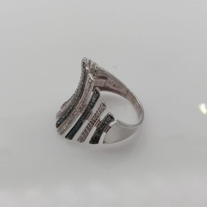 Jewelspaark <b>Diamond</b> <b>Ring</b> 0.91 Cttw Round Cut White And Blue Enhanced 925 Sterling Silver Engagement Jewelry For Women - Product Image 5