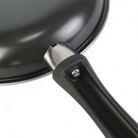 Ensemble de poêles à crêpes antiadhésives trois pièces transfrontalières, compatibles gaz et induction, pour frire steak et œufs, design moderne et simple