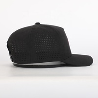 Casquette de baseball OEM de haute qualité Gorras 5 panneaux en polyester découpé au laser avec trou et broderie de logo pour le sport vente en gros de casquette de baseball personnalisée et étanche