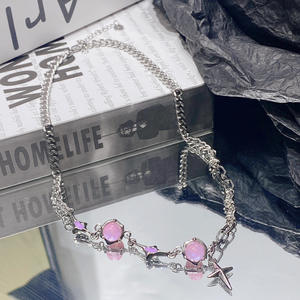 Gargantilla con colgante de piedra lunar rosa, colgante de estrella de 4 puntos, joyería personalizada, collares al por mayor - Product Image 4
