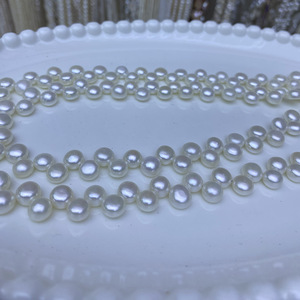 Perles de perles naturelles blanches de 7-8 mm, perles en forme de pain roulées sur le côté à 28 trous et collier semi-fini à 37 trous pour la fabrication de bijoux faits main - Product Image 2