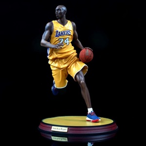 Kobe Bryant Action Figure 24 stelle del basket figurina da collezione dinamica Dribbling Statue appassionati e collezionisti di cimeli sportivi - Product Image 3