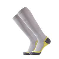 Chaussettes en nylon tricotées antidérapantes personnalisées Chaussettes de compression unisexes de haute qualité pour la gymnastique et le genou