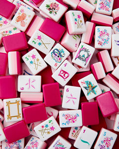11 Oh My Mahjong Glitterville, Fichas de Mahjong Nuevas de Color Rosa, Estilo Americano, Juego de Mahjong Acrílico, Exquisitas Fichas de 4 Capas con Diseño de Dibujos Animados - Product Image 1
