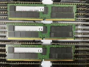 DDR5 HMCG84MEBRA 32GB ECC 288-PIN RDIMM 4800MHz PC5-38400 1Rx4 1.1V CL40หน่วยความจำเซิร์ฟเวอร์ประสิทธิภาพสูง - Product Image 4