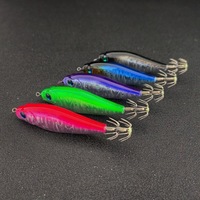 Appât Vivant Lumineux UV de 5 cm et 59 g, Style Calamar, Queue Luminescente, Type Poisson, Style Crevette en Bois avec Hameçons