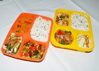 Four à micro-ondes commercial populaire pour repas en boîte et plats à réchauffer rapidement