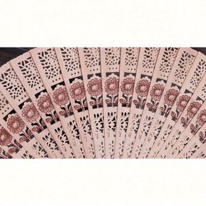 Recuerdos de Boda Personalizados al por Mayor, Abanicos de Madera de Sándalo Personalizados para Invitados, Venta Caliente 2023 - Product Image 3