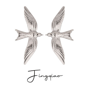 ต่างหูรูปนก 3 มิติ สแตนเลส รูปทรงเรขาคณิต สวมใส่ได้ทุกวัน เหมาะสำหรับทุกเพศ - Product Image 5