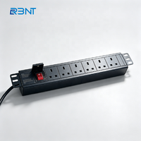 Bloc de distribution d'alimentation (PDU) 6 prises standard britanniques 13A 250V avec interrupteur double pôle marche/arrêt