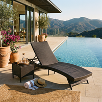 Meubles d'extérieur Meiqi : Chaise longue pliante en osier avec table d'appoint, transat de piscine et de plage, chaise inclinable anti-UV pour hôtel et parc