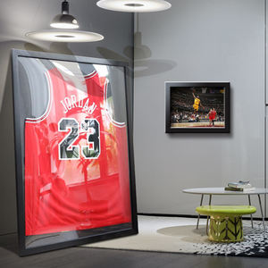 <span class=keywords><strong>Cadre</strong></span> en bois noir surdimensionné avec passe-partout bleu marine, impression numérique couleur moderne et écologique, montage mural vertical pour objets sportifs - Product Image 5