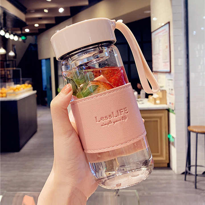 16oz Custom logo 480ml Drinking Bottle Borosilicate Leather Sleeve Glass Water Bottle with Tea Infuser