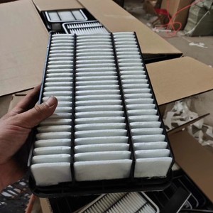 ไส้กรองอากาศ Ft 30060 ขนาดมาตรฐานสำหรับเปลี่ยนซ่อมรถยนต์เกียร์ธรรมดา - Product Image 1