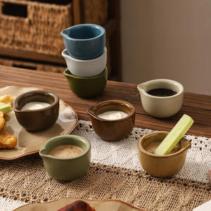 <span class=keywords><strong>Mini</strong></span> tasse à lait en céramique 55 ml cruches à mousser le lait japonais café sucre pot à lait fraise motif floral ustensiles de cuisine - Product Image 3