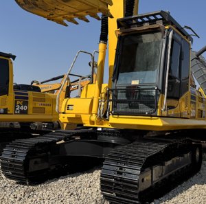 รถขุดตีนตะขาบ Komatsu PC200-8MO/ Komatsu PC200-8 มือสอง จัดส่งรวดเร็ว ราคาแข่งขัน รถขุดมือสองได้รับการรับรองมาตรฐาน EPA - Product Image 1