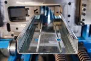 Máquina Formadora de Perfiles de Acero en <span class=keywords><strong>C</strong></span> y Z Multifuncional a Precio Económico, Máquina Formadora de Correas - Product Image 3