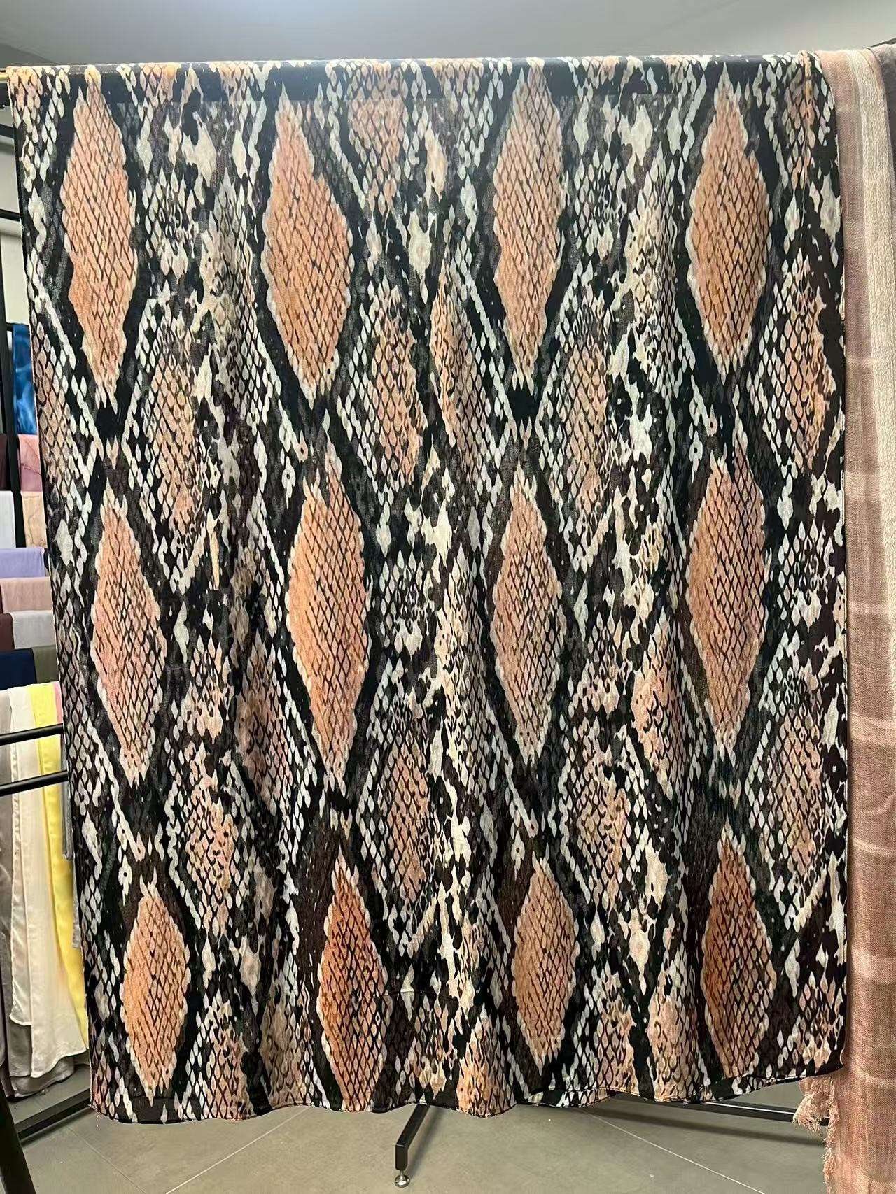 471- Tianqiong Clothing 40S print