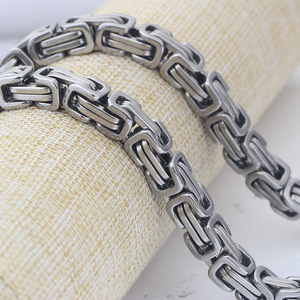 Collar de Cadena Cuadrada de Acero Inoxidable de 5 mm con Cierre, Diseño Geométrico, Uso Diario, Regalo para Mujer - Product Image 2