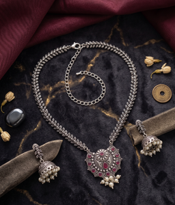 DIVYORO Ensemble collier pendentif cœur en filigrane oxydé et boucles d'oreilles Jhumka, bijoux de mariage de créateur, classique et tendance - Product Image 2