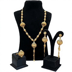 Conjunto de Joyería Étnica Chapada en Oro, Collar, Pendientes, Anillo, Diseño de Borlas, Joyería de Aleación de Moda para Mujer, para Bodas - Product Image 1