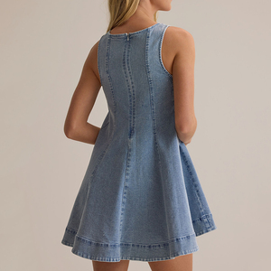 Nouvelle Robe en Jean Décontractée de Luxe Sans Manches avec Patchwork 2026 – Mini-Robe en Jean Personnalisée en Coton Biologique - Product Image 3