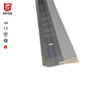 Joint <span class=keywords><strong>de</strong></span> <span class=keywords><strong>porte</strong></span> triple ailettes, joint <span class=keywords><strong>de</strong></span> <span class=keywords><strong>bas</strong></span> <span class=keywords><strong>de</strong></span> <span class=keywords><strong>porte</strong></span>, isolant avec installation par vis, insonorisant, anti-fumée, bande d'étanchéité contre les courants d'air - Product Image 2