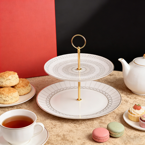Soporte de pastel de cerámica de 2 niveles con patrón geométrico de lujo, bandeja de postres de porcelana con borde dorado y caja de regalo para el té de la tarde. - Product Image 5