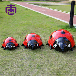 Lámpara LED 3D de mariquita grande, personalizada, impermeable IP65, diseño de resina y fibra de vidrio para jardín, parque, paisaje navideño al aire libre. - Product Image 2