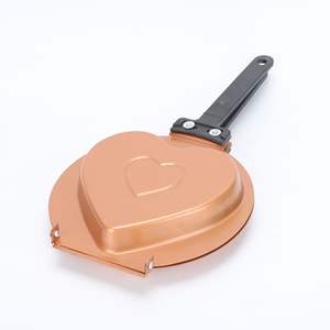 Poêle à gâteau multifonctionnelle antiadhésive en forme de cœur et poêle à frire double face en acier inoxydable facile à nettoyer - Product Image 1