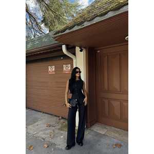 Ensemble haut et bas noir Lamarie pour femme avec ceinture à nouer, costume élégant pour femme - Product Image 4