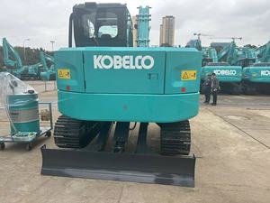 Mini-excavatrice Kobelco SK70 de 7 tonnes, faible nombre d'heures de fonctionnement, occasion, avec moteur, pompe et roulement certifiés, à vendre - Product Image 6