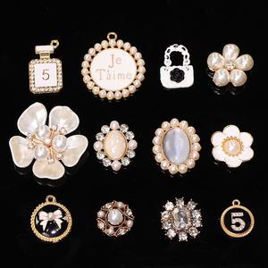 Viral Crocs DIY Charms, Parel Bloem & Strass Gesp Set voor het Versieren van Telefoonhoesjes, Metalen Sieraden met Edelstenen - Product Image 2