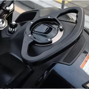 Poignée de réservoir de carburant en alliage d'aluminium pour passager CFMOTO, compatible avec les modèles 800MT, 650MT, 450MT – Accessoire moto modifié - Product Image 4