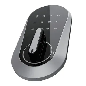 قفل باب بلوثوث إلكتروني ببصمة الإصبع مع إمكانية الوصول ببطاقة NFC لوحة مفاتيح رقمية على باب خشبي