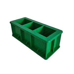 Molde de prueba de tres bandas de plástico para hormigón, Cubo de 50mm - Product Image 1