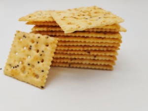 Premium Low-Salt Crispy Black <strong>Truffle</strong> Ham Soda Cracker Biscuits 20% Fat Box Bag Packaging for Unforgettable Snacking Experience - Product Image 4