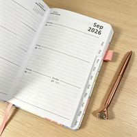 Agendas de bureau et scolaires personnalisés A5 en cuir PU à couverture rigide 2026 2027 – Organiseur quotidien et mensuel avec porte-stylo et pochette intégrée