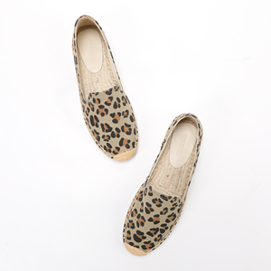 Espadrilles plates faites à la main pour femmes, imprimé léopard, respirantes, faciles à enfiler, écologiques, chaussures de mode été-printemps, vente directe d'usine - Product Image 2