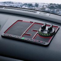 Tapis en silicone antidérapant pour voiture Tapis antidérapant pour tableau de bord de voiture Tapis antidérapant pour téléphone portable Support GPS Tapis collant dans la voiture