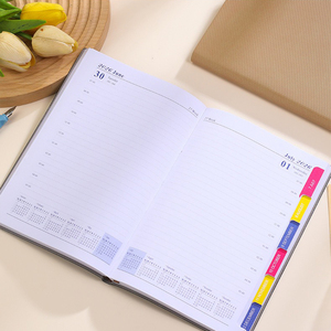 Cuaderno portátil A5 de cuero Premium con bolígrafo de Banco de energía USB Juego de regalo de viaje de negocios Logotipo personalizado - Product Image 5