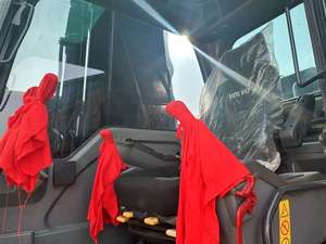 Excavadora sobre orugas VOLVO EC290 usada de 29 toneladas con componentes de caja de cambios central en stock a la venta con motor EC300D EC360B - Product Image 2