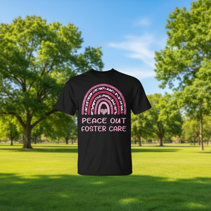 Camiseta Peace Out Foster Care con diseño de arcoíris rosa, Día de la Adopción 2023 - Product Image 3