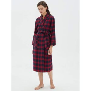 SIORO Peignoir en flanelle pour femme, col châle à carreaux, en coton doux, vêtement de détente - Product Image 3