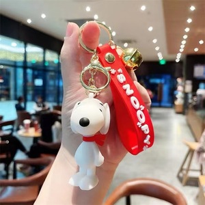 Caoutchouc dessin animé <span class=keywords><strong>porte</strong></span>-clés PVC <span class=keywords><strong>Snoopy</strong></span> Charlie <span class=keywords><strong>porte</strong></span>-clés 3D poupée mignon sac pendentif voiture <span class=keywords><strong>porte</strong></span>-clés accessoires enfants jouets ornement - Product Image 3