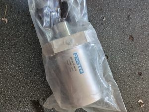 <span class=keywords><strong>ZGE</strong></span>-50-30-PK1-N 15079891 Cylindre compact série <span class=keywords><strong>ZGE</strong></span> PLC - Product Image 3